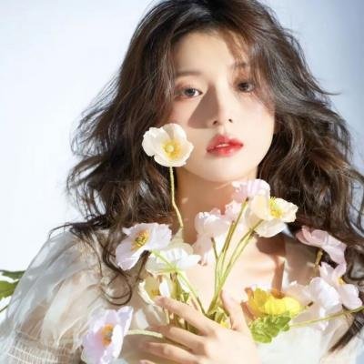 美人鱼第三季海报
